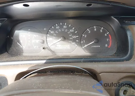 1998 Toyota Camry Ce/Le/Xle из США, поврежденный, VIN JT2BG22K4W0206115